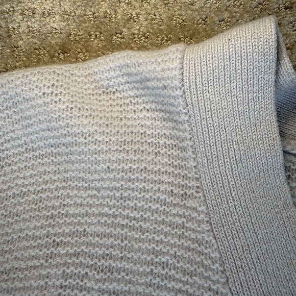 Women's Autumn Cashmere Gray Pearl U-Neck Pullover Knit‎ Sweater Size Small - Picture 6 of 7